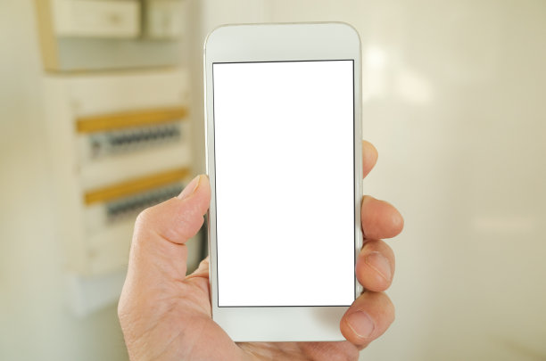 使用智能手机与空白屏幕POV在家里图片下载