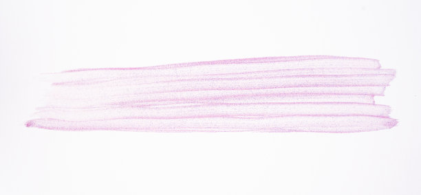 白色背景上精致的粉红色唇彩斯沃琪图片下载