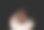 亚洲悲惨抑郁的男人独自坐在黑暗的背景。图片下载