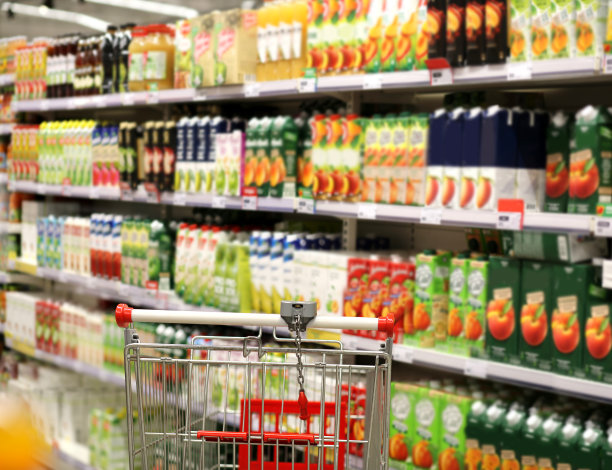 空荡荡的超市里空荡荡的购物车图片下载