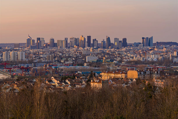 巴黎拉德芳斯商业区的日出图片下载