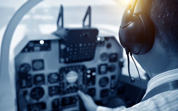 在起飞图片下载