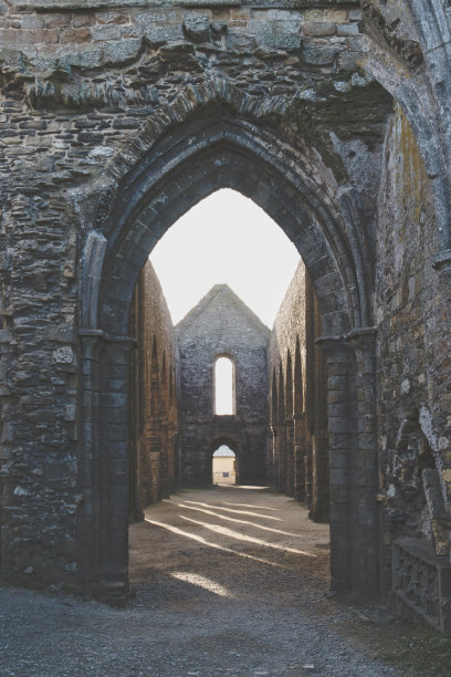 布列塔尼毁了修道院图片下载