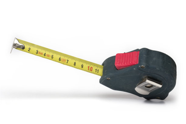 特写卷尺测量仪白色背景图片下载