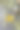 绿色橄榄与橄榄油在黑暗的背景图片下载