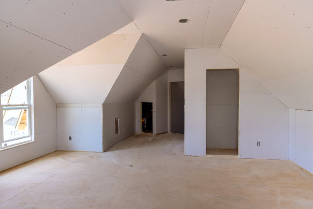 安装石膏板干墙以制作室内石膏墙的工作过程图片下载