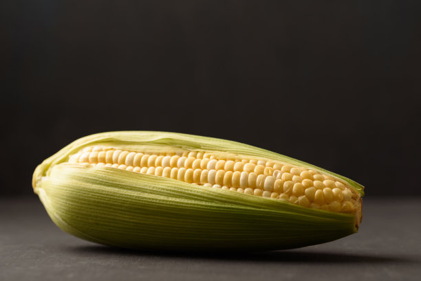 甜玉米图片下载