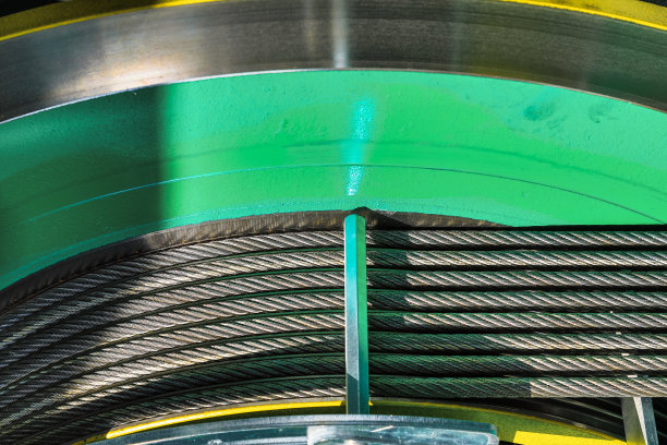 金属钢丝绳和轮盘赌图片下载