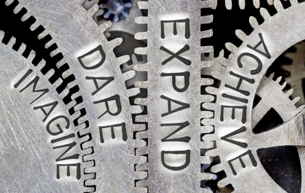 金属轮概念图片下载