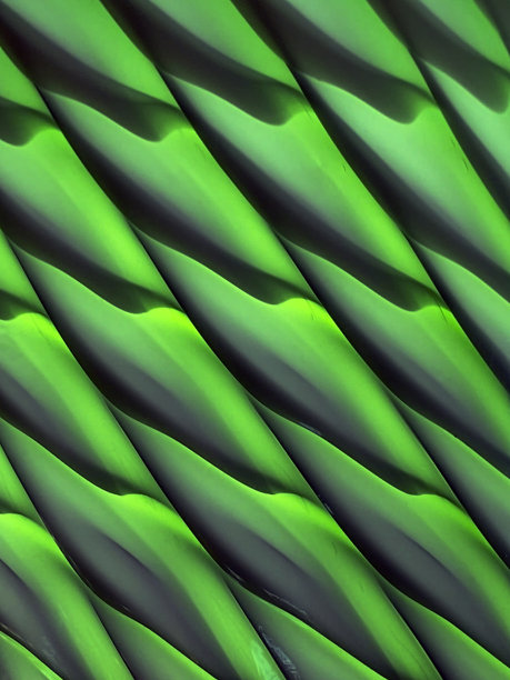 抽象的彩虹绿色鳞片图案图片下载