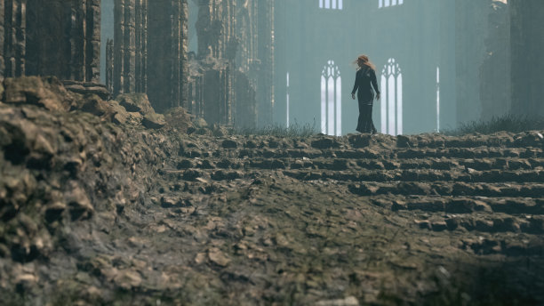 一个红头发的女人，穿着黑色的裙子，走在一个雾蒙蒙的古老的破旧的教堂里。3 d渲染。图片下载