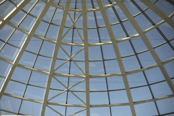 玻璃穹顶建筑细节，球形屋顶图片下载