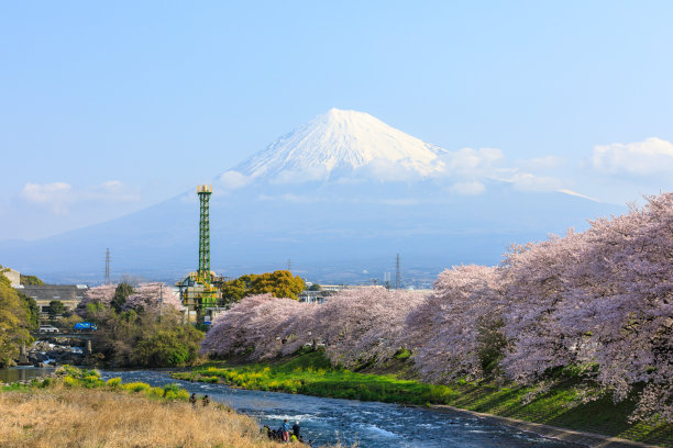 日本静冈县龙根渊池图片下载