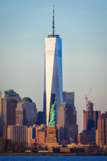 自由塔和曼哈顿下城图片下载