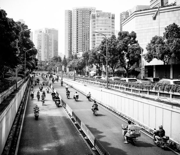 自行车道上的街景，中国，上海图片下载