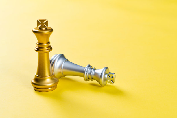 金王站立，银王倒下图片下载