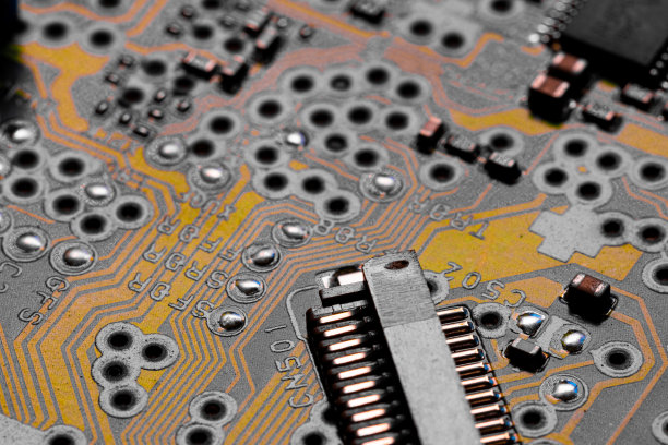 PC电路板上的印刷线路的宏观特写图片下载