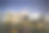 一杯酒，映着城市夜景，模糊了城市天际线的灯光。图片下载