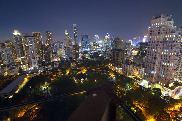 隆菲尼公园是泰国曼谷的一个公园图片下载