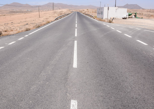 沥青孤独的路图片下载