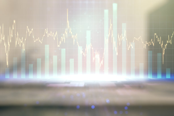 对现代商业中心的外部背景、研究和战略概念进行二次曝光的抽象创意财务图全息图图片下载