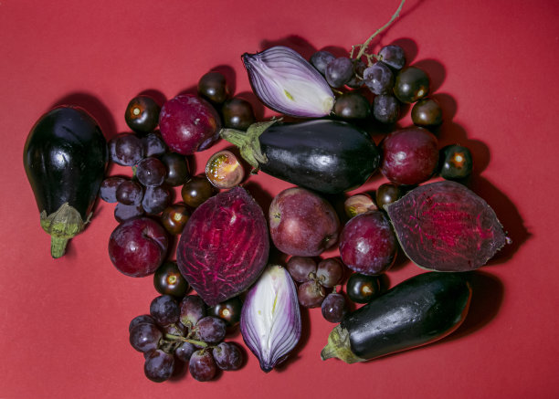 红色蔬菜，水果和浆果图片下载