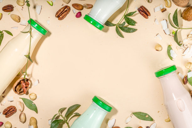 可选择的生酮素食坚果牛奶图片下载