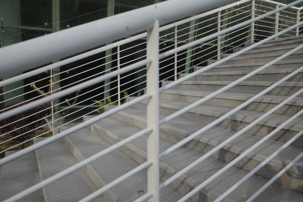 现代楼梯建筑的一个角落图片下载