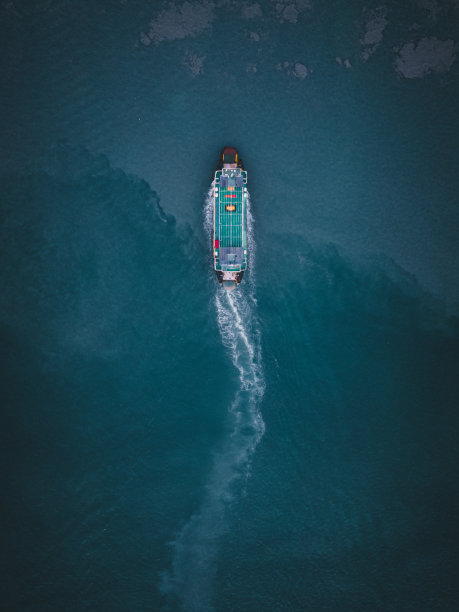 槟城渡口的俯视图图片下载