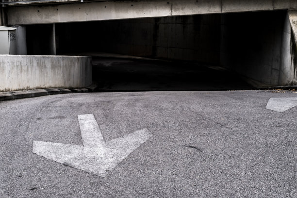 街上的箭图片下载