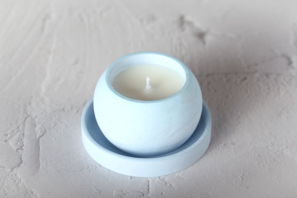 用大豆蜡和石膏制成的蜡烛图片下载