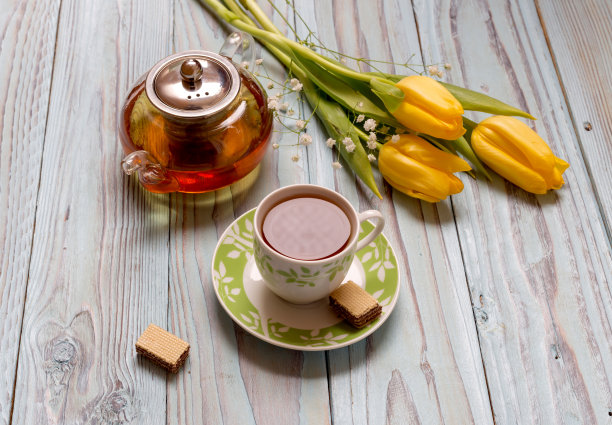 花草茶和郁金香图片下载