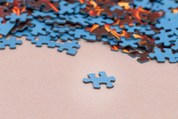 彩色拼图游戏的混合和平图片下载