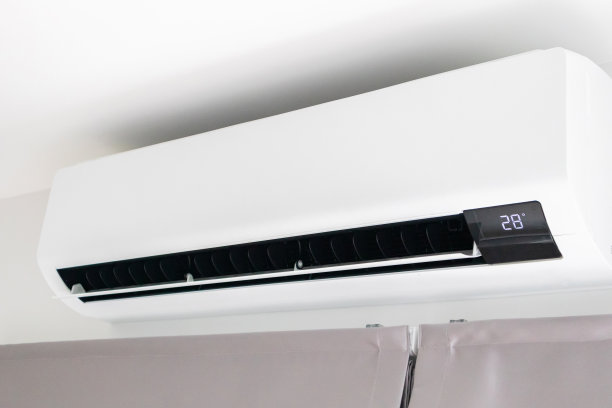 空调在白色墙壁房间的室内背景图片下载