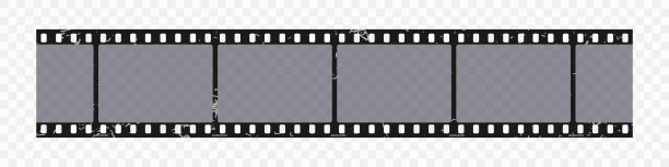 在透明的背景上的垃圾电影带子。复古的刮花相机照片卷。老式幻灯带，有穿孔，有边框或有画框。矢量图图片下载