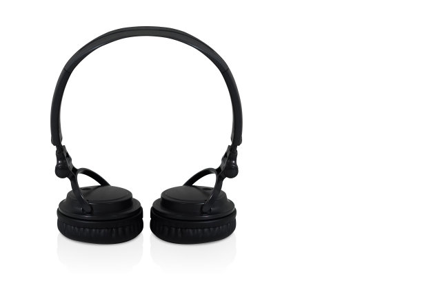 美丽的黑色耳机在白色背景，对象，装饰，时尚，现代，复制空间图片下载