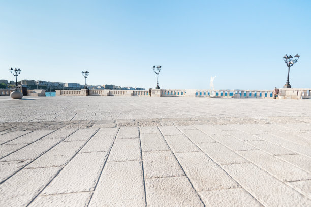 意大利奥特朗托的城镇广场图片下载