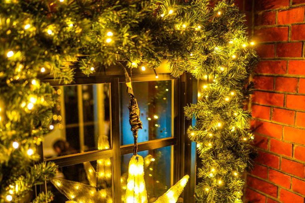 圣诞装饰窗户图片下载