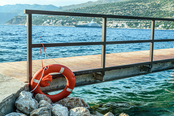 救生圈图片下载