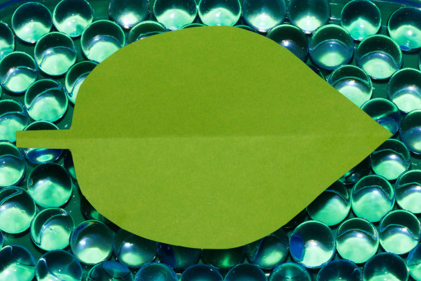 抽象背景与绿色球，生态设计，创意未来2022概念图片下载