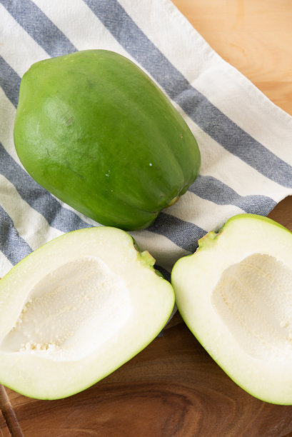 青木瓜富含酶等营养物质图片下载