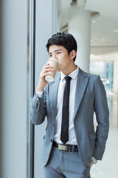 年轻的企业高管图片下载