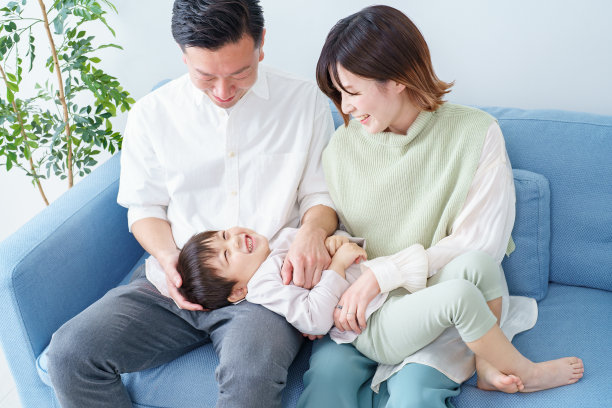 能被父母溺爱的孩子图片下载