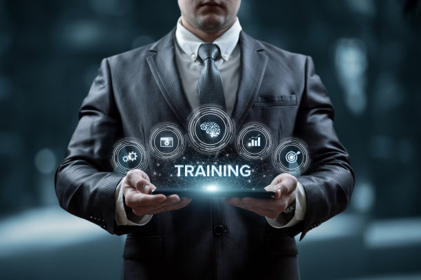 在线培训的概念。图片下载