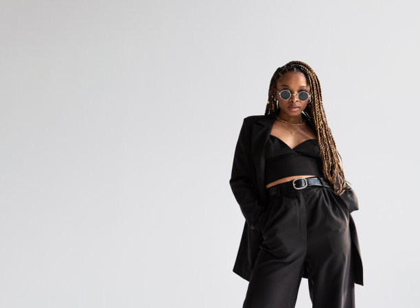 非洲女孩的时尚肖像图片下载