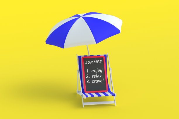 沙滩椅上的黑板上写着夏天的字，旁边是条纹伞。暑假。旅行的概念。旅游旅游。三维渲染图片下载