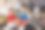 可爱的蹒跚学步的男孩正在和他的妹妹玩鹦鹉玩具图片下载