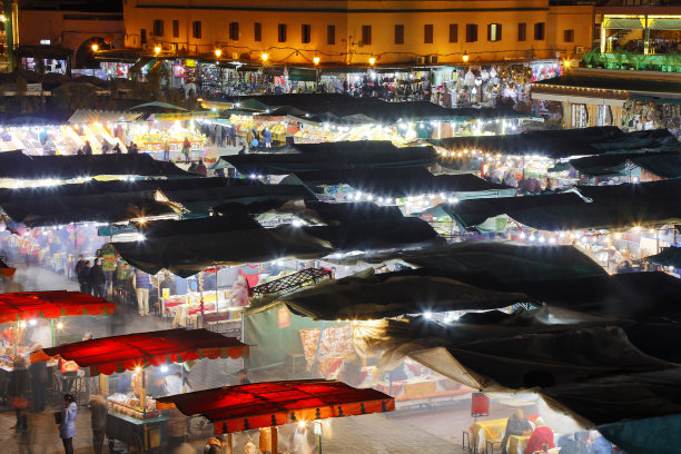 摩洛哥马拉喀什的Djemaa El Fna广场图片下载
