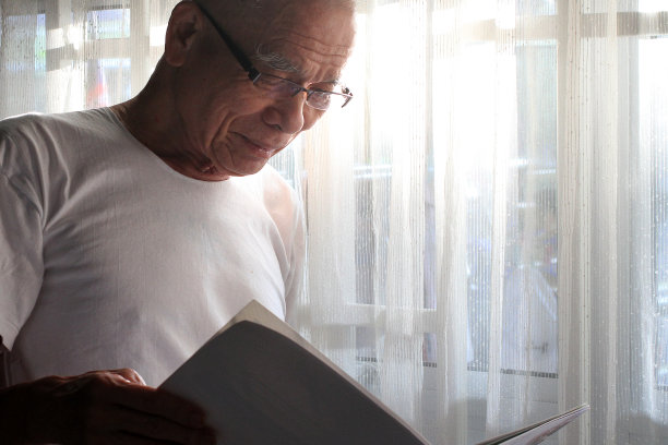 高级的人的生活方式图片下载