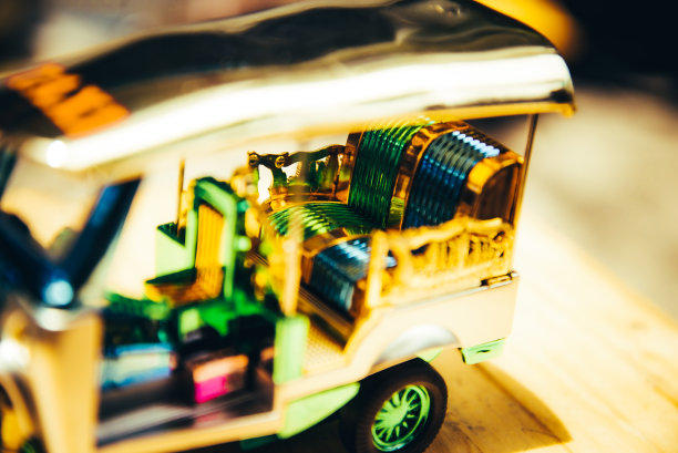 模型嘟嘟泰国彩色玩具车图片下载